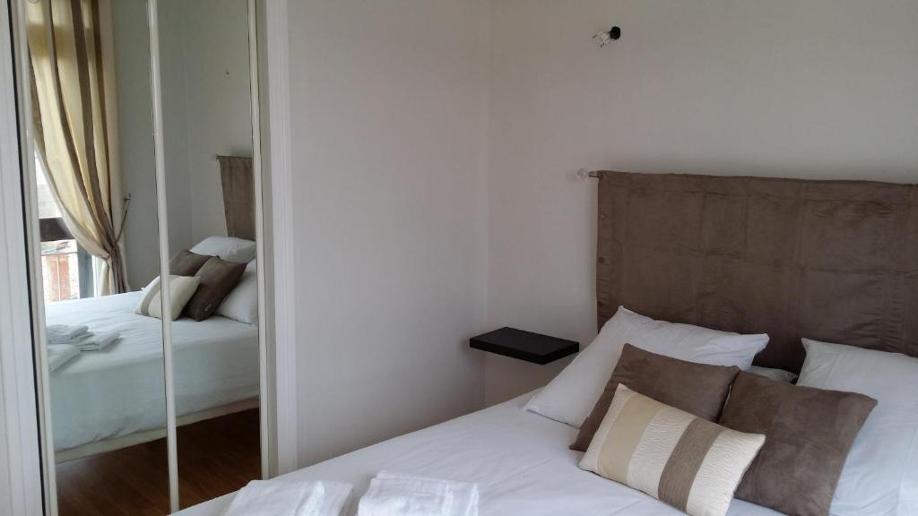 Appartement Le Saint Michel - Les Balcons De La Cite Carcassonne Ngoại thất bức ảnh
